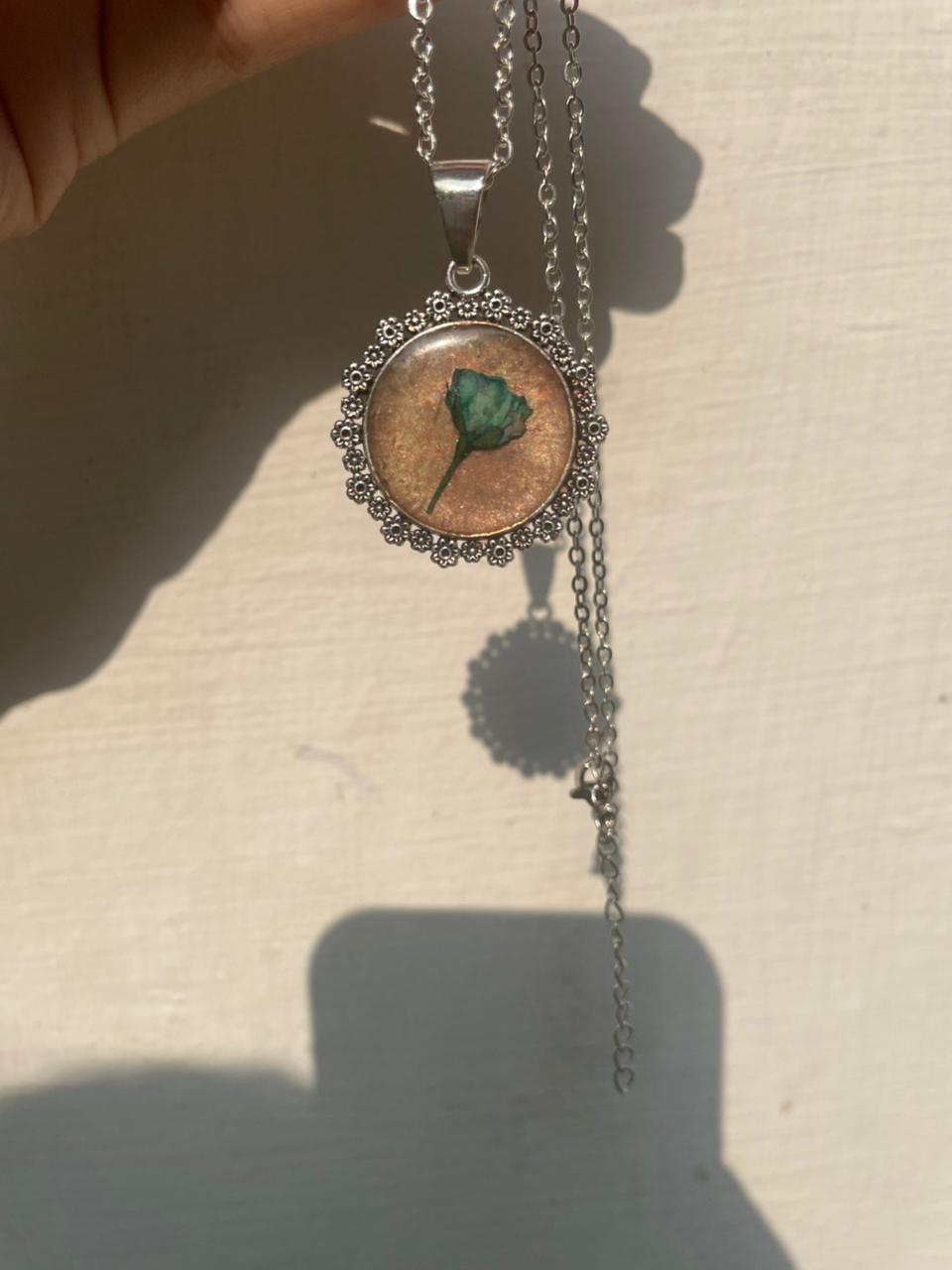 Fleur 'Kashmiri Rose' Pendant